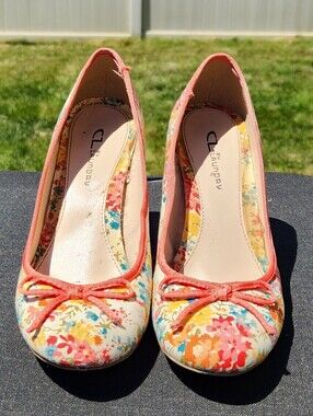 CL by Laundry Lifetime Floral Pump Heels Size 8 1/2 M Coral Multicolor
